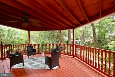 2415 Stirrup Ln, Alexandria, VA 22308 - photo 2