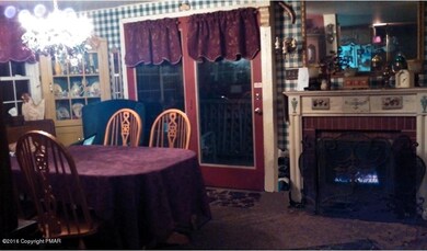 940 Effort Neola Rd, Stroudsburg, PA 18360 - photo 3