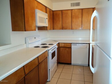 4376 N 36th St unit 24, Phoenix, AZ 85018 - photo 3