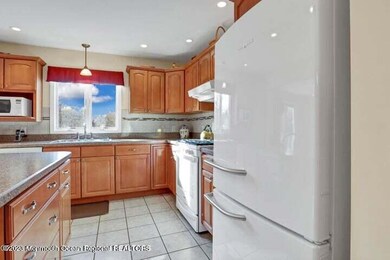 230 Highwood Rd unit annual, Oakhurst, NJ 07755 - photo 2