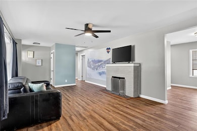 701 N Cherry St, Cameron, MO 64429 - photo 5