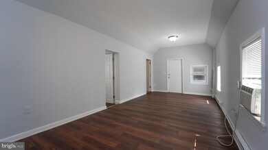 310 Elmleaf Ave, Capitol Heights, MD 20743 - photo 7