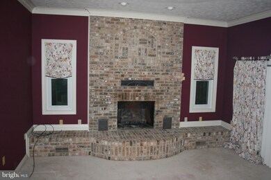 1332 E Main St, Luray, VA 22835 - photo 5