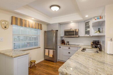 952 Virginia St unit 105, Dunedin, FL 34698 - photo 3