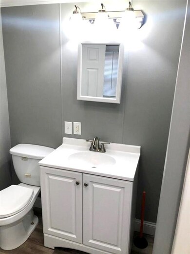 37 Lock St, Nashua, NH 03064 - photo 6