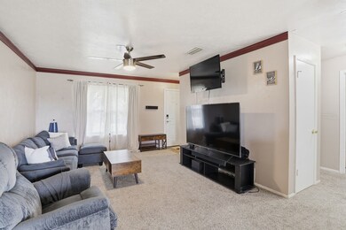 1813 Arkansas St, Gainesville, TX 76240 - photo 7