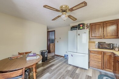 115 South St unit 3, Chicopee, MA 01013 - photo 6