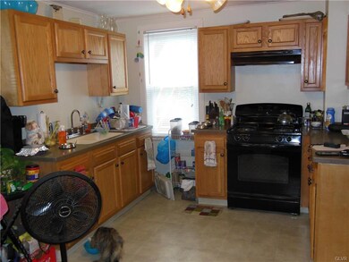 2008 N Lehigh Ave, Whitehall, PA 18052 - photo 6