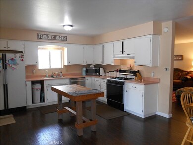 1051 Sylvia Cir, Paso Robles, CA 93446 - photo 7