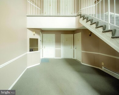 12918A Grays Pointe Rd unit 12918A, Fairfax, VA 22033 - photo 3