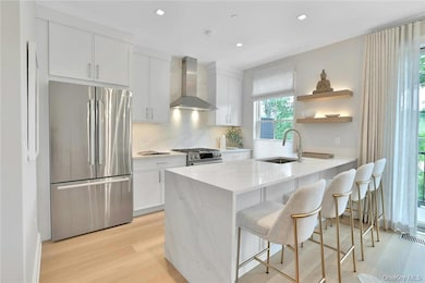 162 Bedford Rd unit 16, Armonk, NY 10504 - photo 6