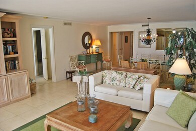 BC 213 Living and Entry