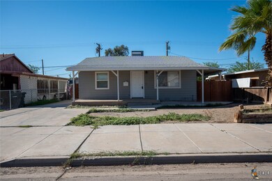 681 W Euclid Ave, El Centro, CA 92243 - photo 5