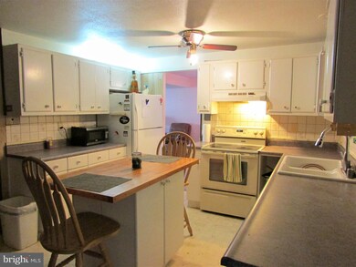 124 Redbud Rd, Edgewood, MD 21040 - photo 4