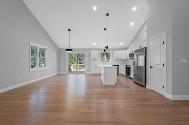 10 Gensell Ave, Worcester, MA 01607 - photo 5