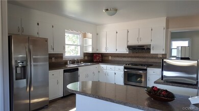 Plenty of storage & counter space.