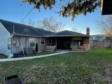 261 Soren Ln, Houston, TX 77076 - photo 2