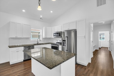 3405 Memory Ln, Urbana, IL 61802 - photo 5