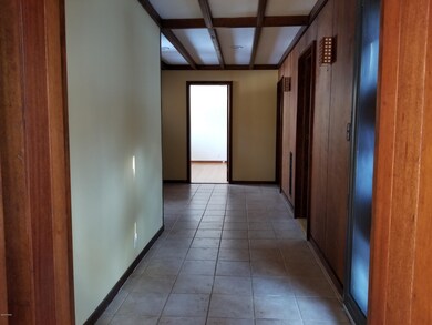 5. Entryway