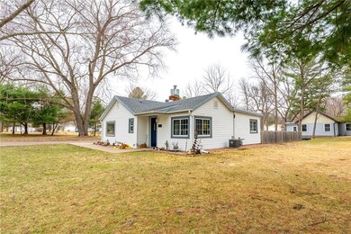 3514 Riverview Dr, Eau Claire, WI 54703 - photo 3