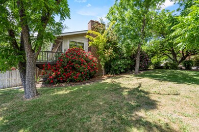 140 NW Fall Run Dr, Grants Pass, OR 97526 - photo 2