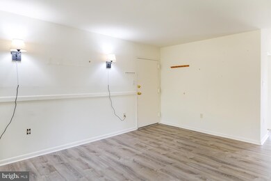 17816 Buehler Rd unit 163, Olney, MD 20832 - photo 7