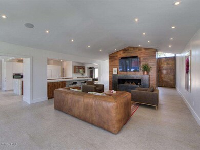 006_Living Room ~ Kitchen
