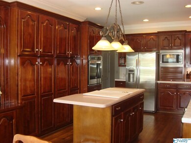 315 Lakepoint Dr, Gadsden, AL 35901 - photo 7