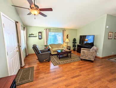 PXL_20231004_230134926