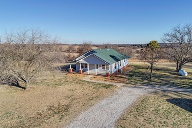 2852 Zion Hill Loop, Weatherford, TX 76088 - photo 4