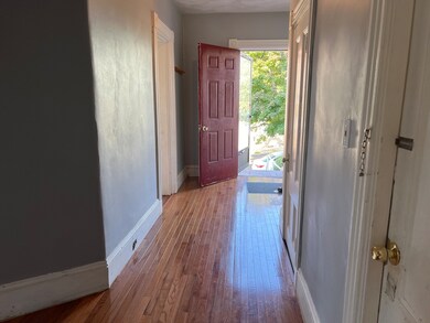 95 Walnut St unit 1, Malden, MA 02148 - photo 2