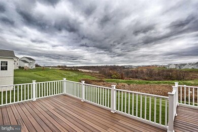 8503 Diamond Run Ct, Seven Valleys, PA 17360 - photo 4