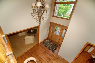 396 S Poplar Ave, Elmhurst, IL 60126 - photo 2