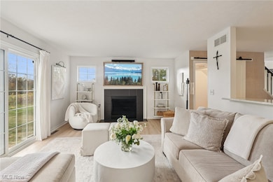 457 Rachel Ln unit 7, Avon Lake, OH 44012 - photo 5