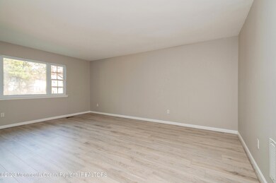 10_1258IsadoraCt_369002_DiningRoom_HiRes