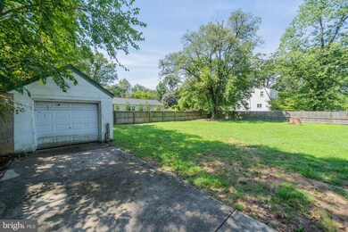 10901 Prospect Hill Rd, Glenn Dale, MD 20769 - photo 6