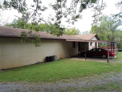 272 Snell Rd, Shelbyville, TN 37160 - photo 6