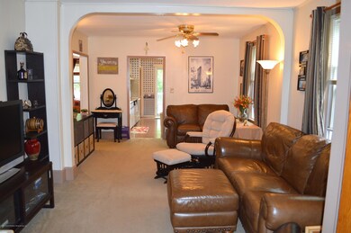 8 Dole St_Interior 2