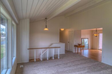 61850 Dobbin Rd, Bend, OR 97702 - photo 6