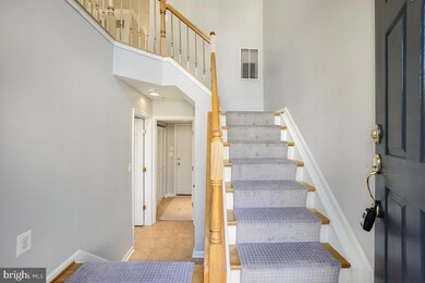 21061 Sojourn Ct, Germantown, MD 20876 - photo 5
