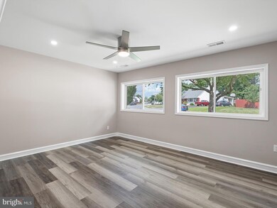 1104 Dilworth Rd, Wilmington, DE 19805 - photo 4