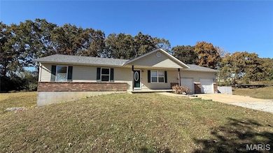 1560 Franklin Oaks Ct, Saint Clair, MO 63077 - photo 4