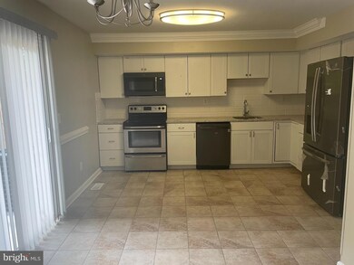 539 Jamestown Ct, Edgewood, MD 21040 - photo 4