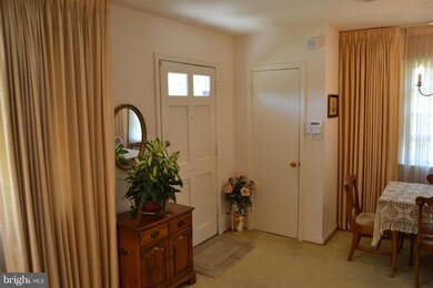 2613 Hughes Rd, Adelphi, MD 20783 - photo 3