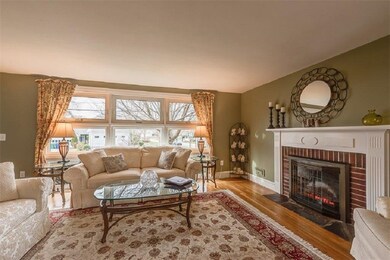 70 Howie Ave, Warwick, RI 02888 - photo 7