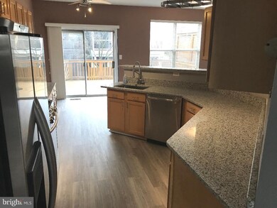 42954 Beachall St, Chantilly, VA 20152 - photo 7