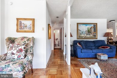 Radnor House unit 132, Bryn Mawr, PA 19010 - photo 7