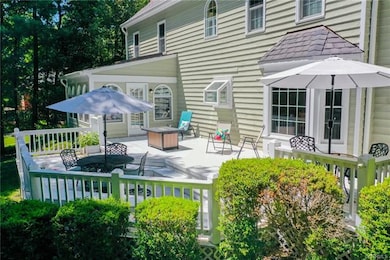 10931 Lansdowne Ct, Midlothian, VA 23113 - photo 4