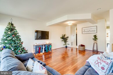 12042 Kemps Landing Cir, Manassas, VA 20109 - photo 6