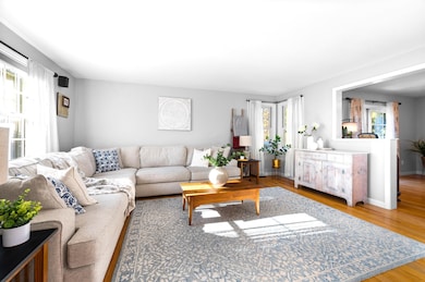 7 Fox Run Rd, Amherst, NH 03031 - photo 4